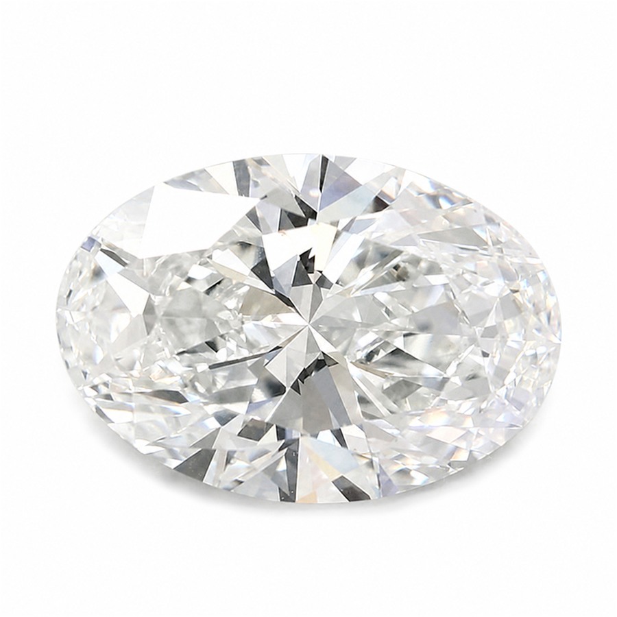 Oval lab-grown diamond